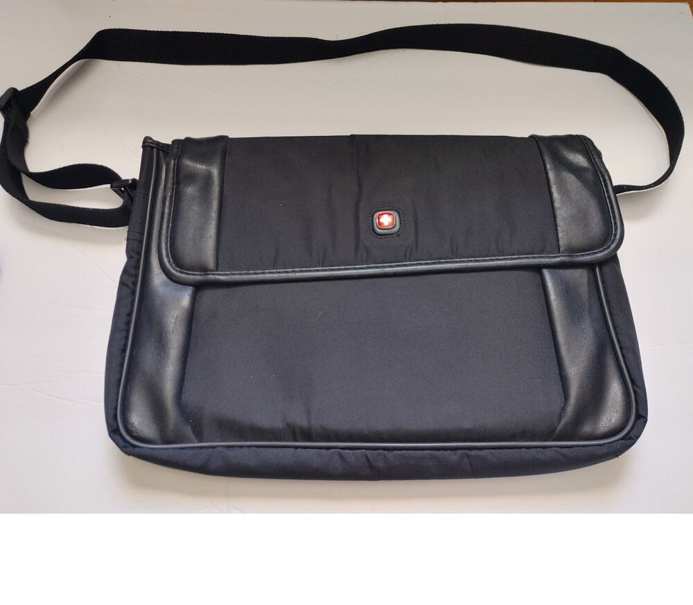 Swiss Gear Laptop Shoulder Bag 14 In Black Unisex